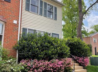 128 S Wise St, Arlington, VA 22204