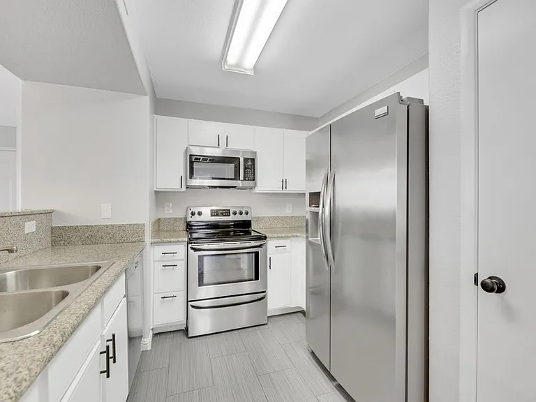 2300 E Silverado Ranch Blvd #1100 — Photo 7
