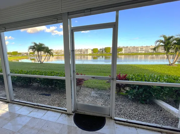 1020 Exeter Dr #B, Boca Raton, FL 33434