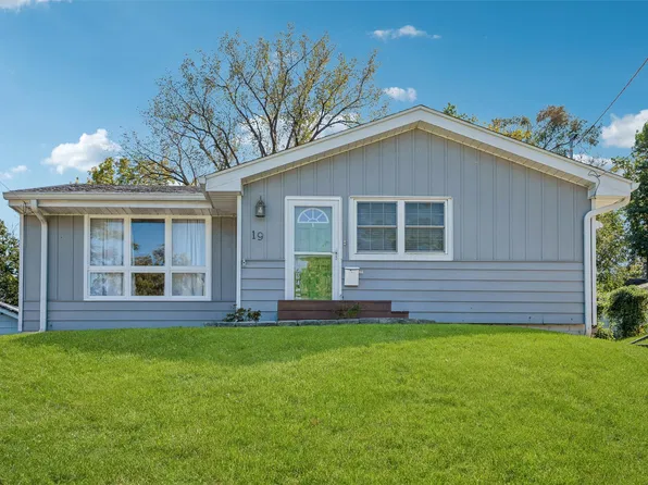 19 E Creston Ave, Des Moines, IA 50315