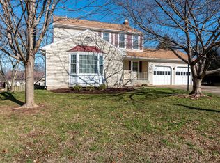 223 Primavera Cir, Sterling, VA 20165