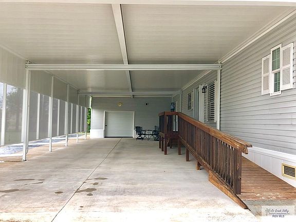 2nd image of 1216 W Palmera Dr