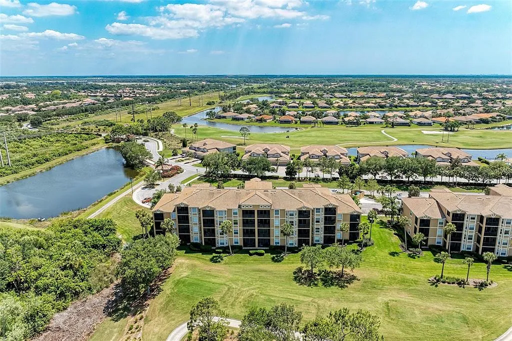 2 bed, 2.0 bath, 1156 sqft, $2,000 — Photo 1