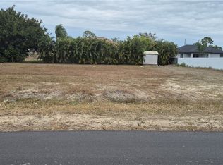 2225 NE 34th Ln, Cape Coral, FL 33909