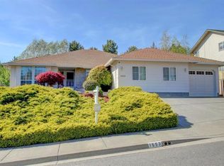 1553 Cypress Point Dr, Medford, OR