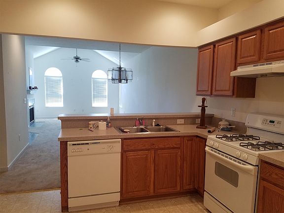 5th image of 2531 Wanstead Ct