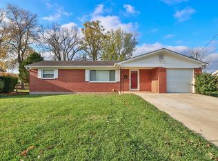 10 Edgecombe Dr, Milford, OH 45150