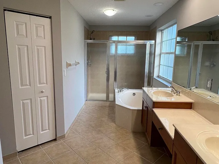 9070 Dupont Pl — Photo 36