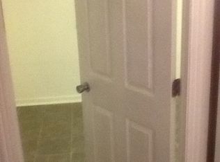 240 1/2 W Exchange St, Sycamore, IL 60178