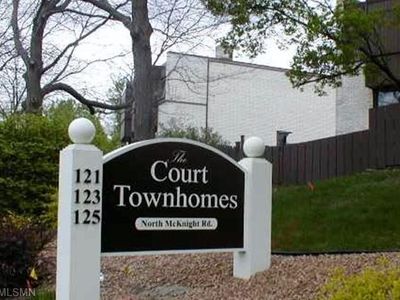 121 McKnight Rd N #D, Saint Paul, MN, 55119