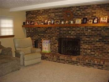 3rd image of 5844 N Highwood Dr