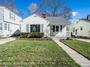 1204 W Rundle Ave, Lansing, MI 48910