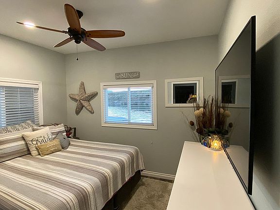 Cal. King master bedroom 