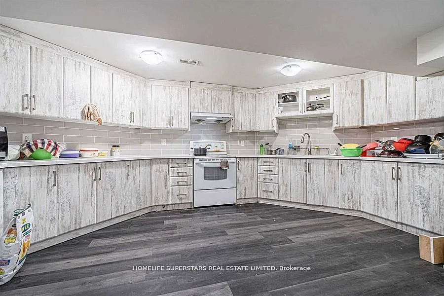 75 Parkside Dr #LOWER LEVEL LEGAL