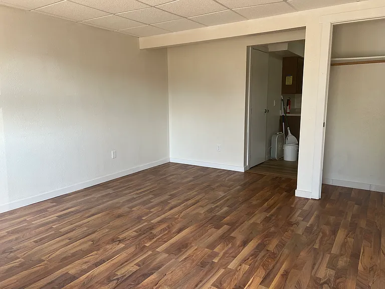 503 Ash St #7 — Photo 1
