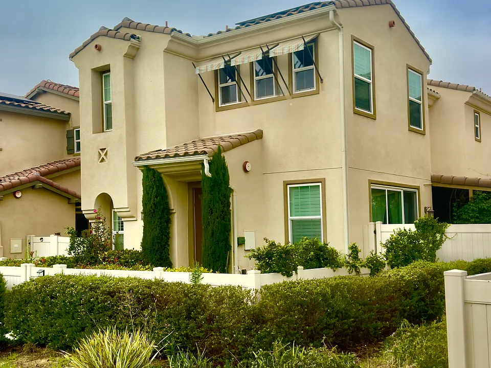 1762 Santa Ivy Ave