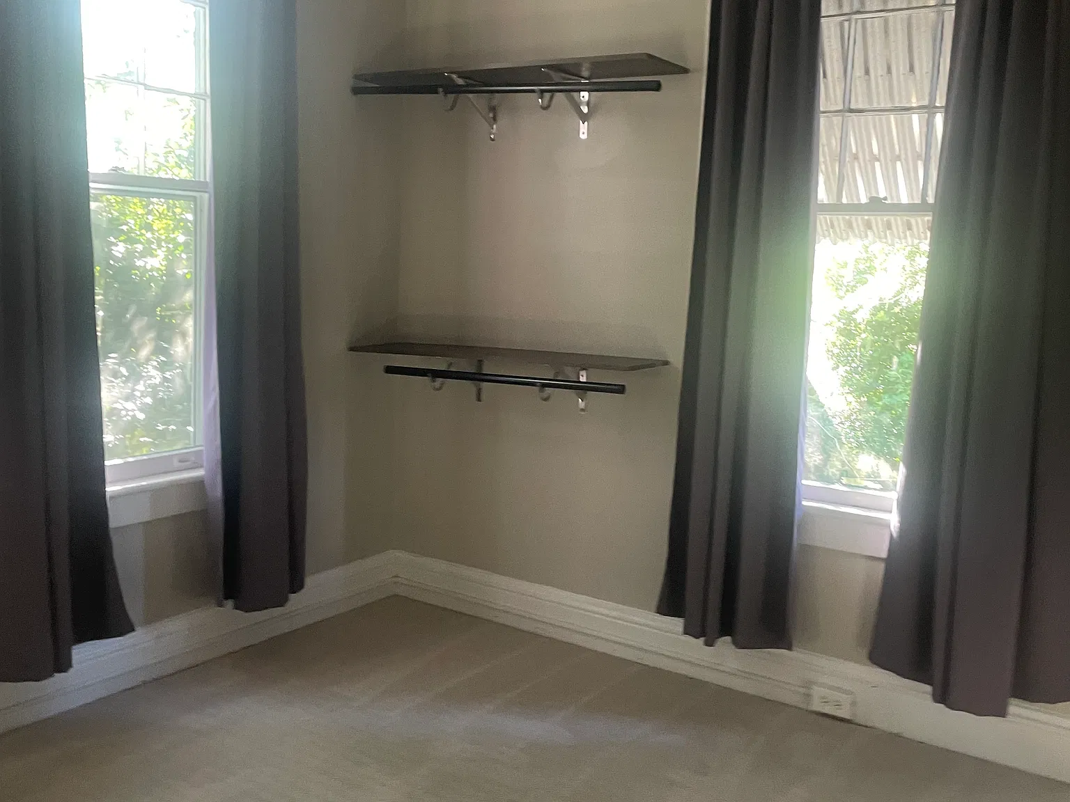 2 bed, 950 sqft, $1,300 — Photo 4