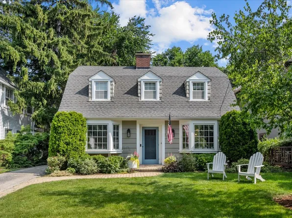 (undisclosed Address), Winnetka, IL 60093