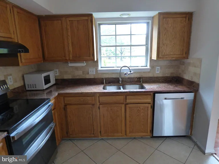 13422 Country Ridge Dr — Photo 5