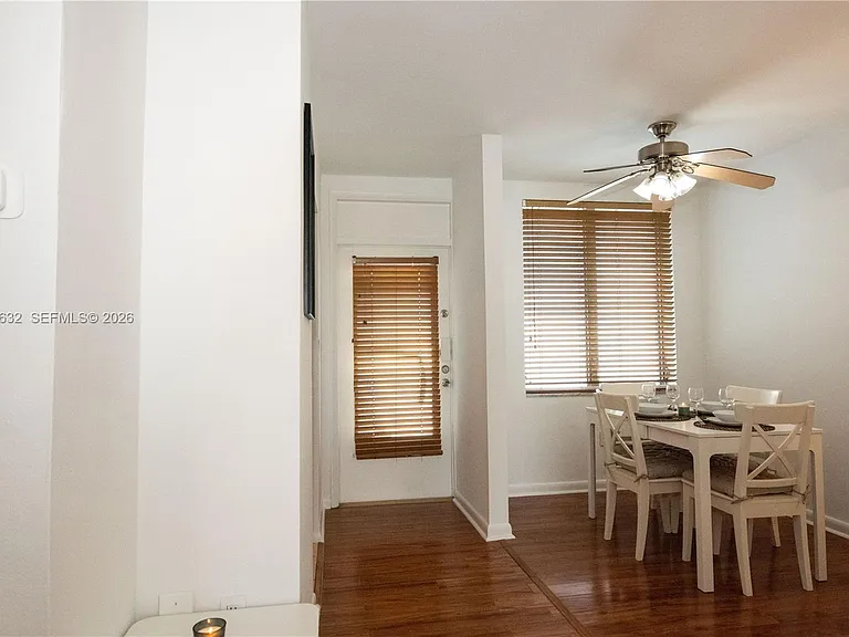 1150 Euclid Ave #205 — Photo 4