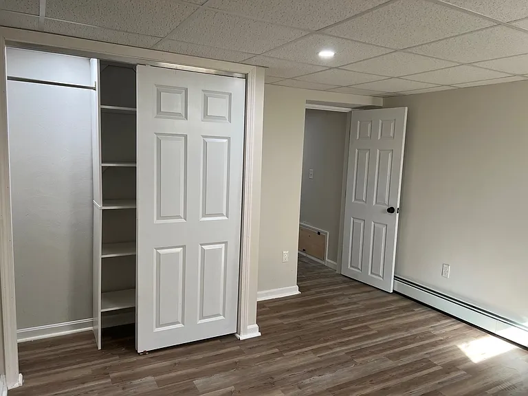 1180 Park Ave — Photo 6