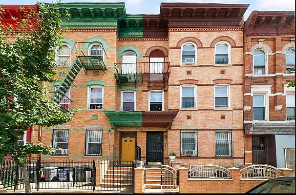 Sold by Highline Residential | media 1