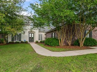 1179 Springwater Dr, Mandeville, LA 70471