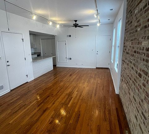 3rd image of 1362 W Crystal St APT 3F