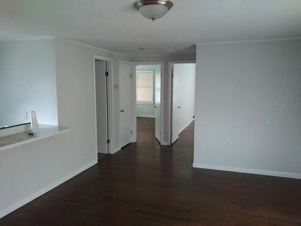 2 bed, 800 sqft, $995 — Photo 4