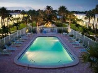 1527 Eden Isle Blvd NE APT 347, Saint Petersburg, FL 33704