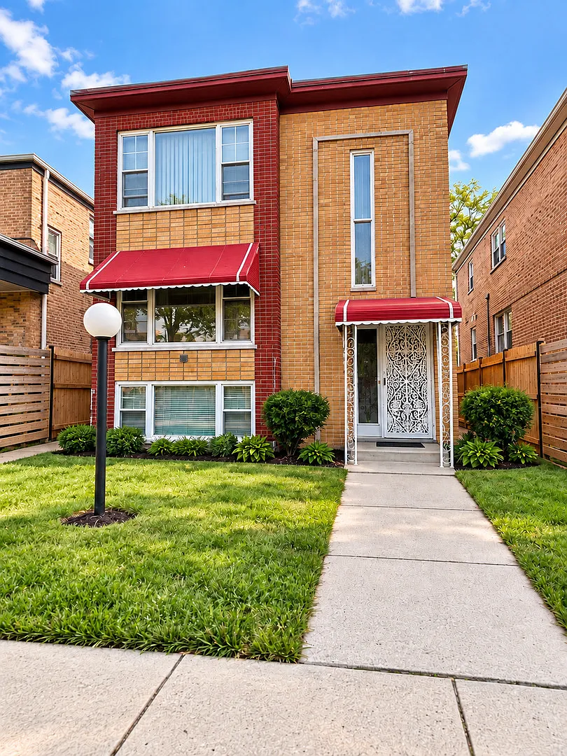 2 bed, 950 sqft, $1,499 — Photo 1
