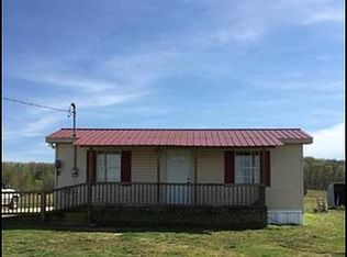 1566 Long Rock Church Rd, Huntingdon, TN 38344