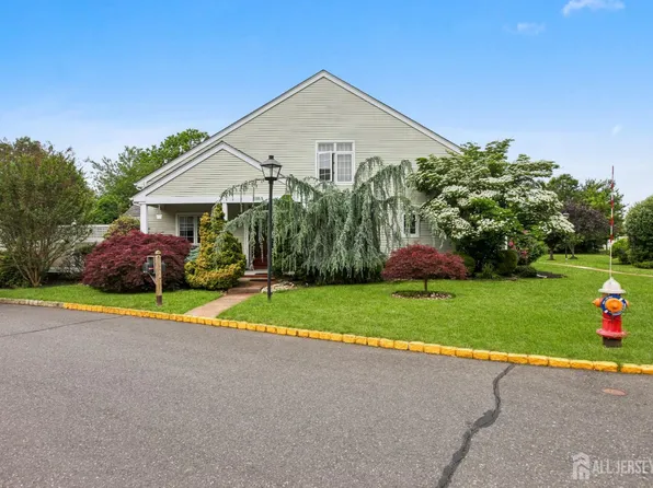 110 Winthrop Rd #A, Monroe Township, NJ 08831