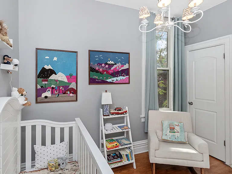 4022 N Clarendon Ave #201 — Photo 17