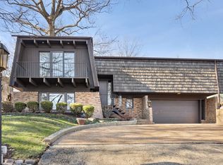 724 Crescent Blvd, Glen Ellyn, IL 60137