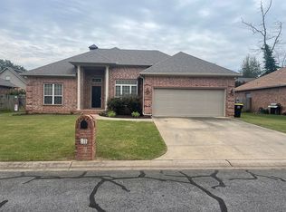 11 Starlite Rd N, Mayflower, AR 72106