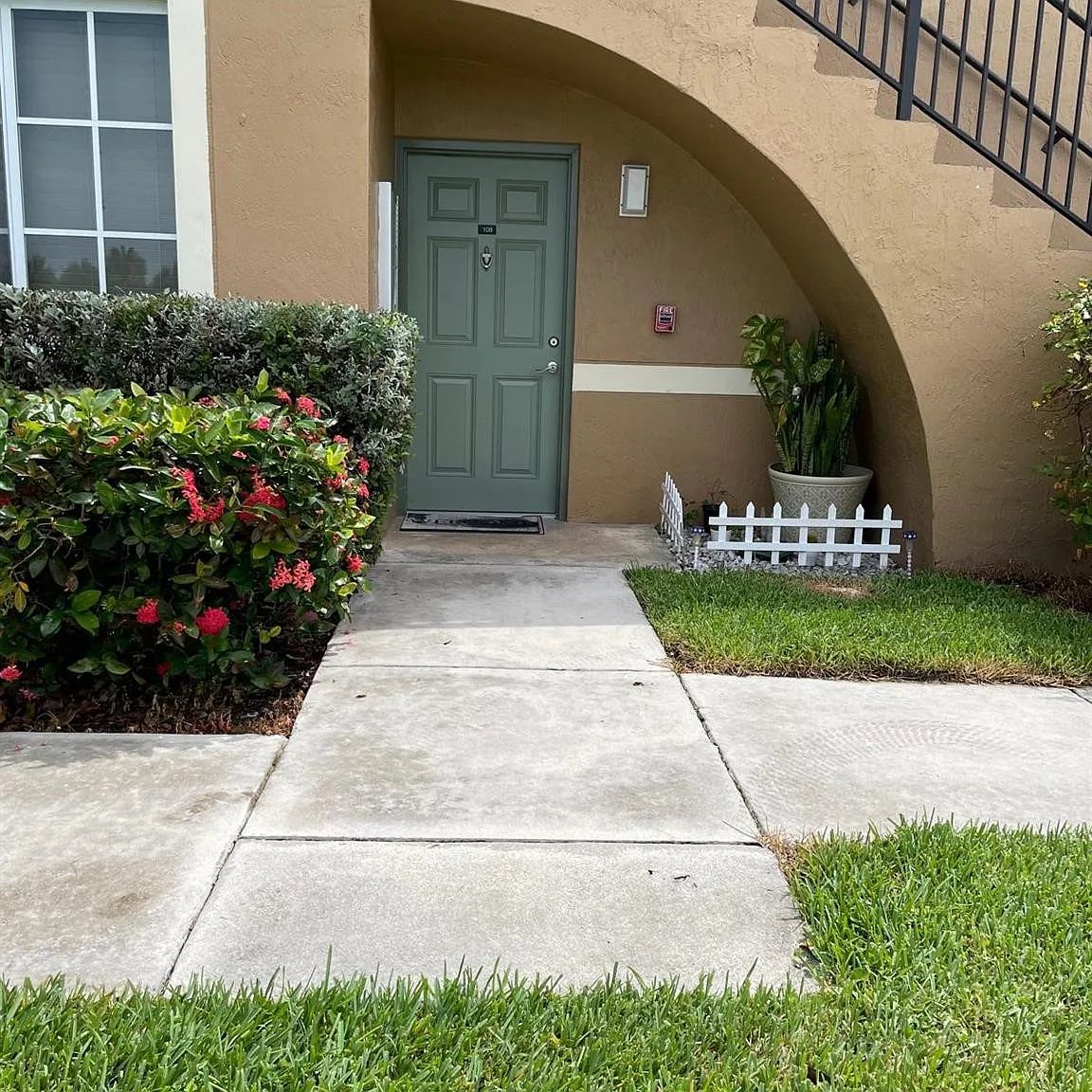 1 bed, 1.0 bath, 691 sqft, $1,750 — Photo 4