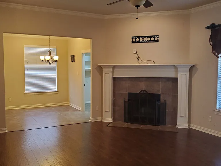 1125 Northwood Ln — Photo 13