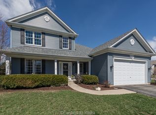 39W740 Carney Ln, Geneva, IL 60134