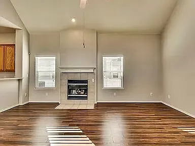 1321 Live Oak Ln — Photo 15