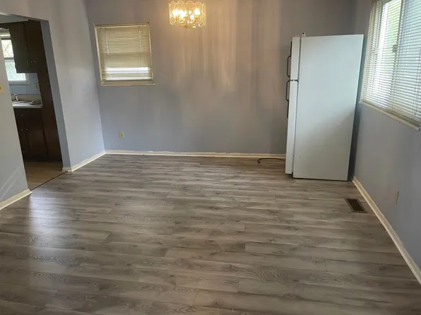 11001 W 90th Ter, Overland Park, KS 66214
