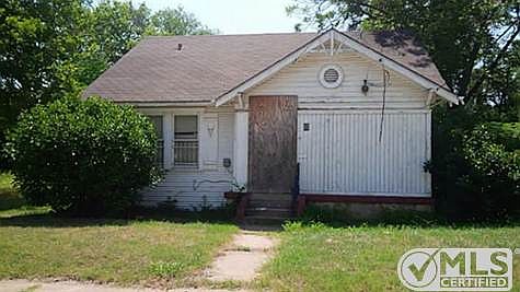 1st image of 2234 Garden Dr