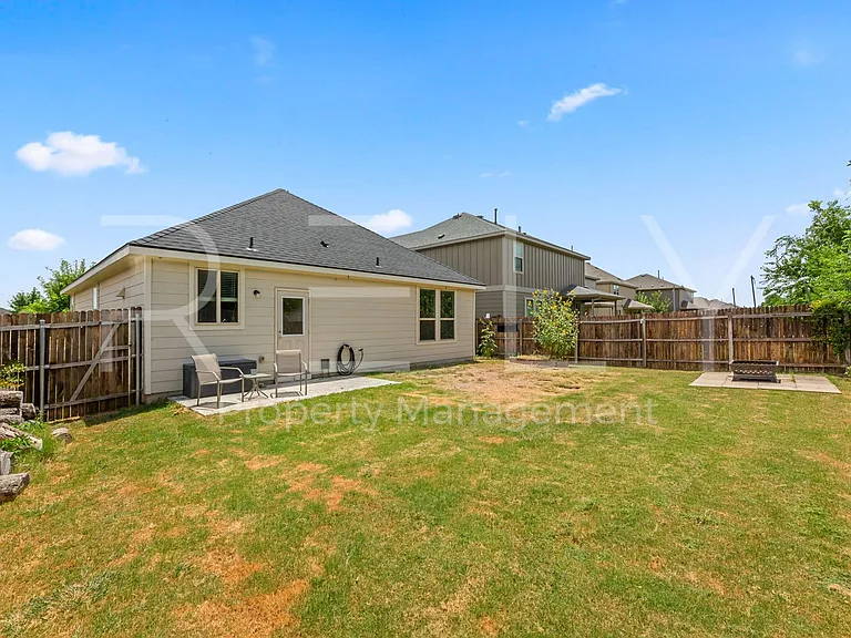1600 Cliffbrake Way — Photo 32