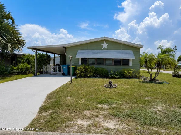 913 Cassia Dr, Barefoot Bay, FL 32976