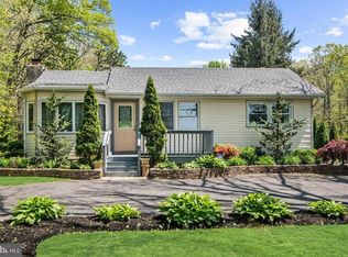 392 N Tuckahoe Rd, Williamstown, NJ 08094