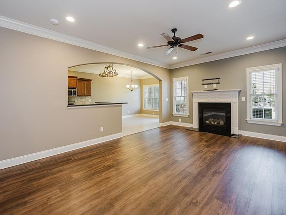 5th image of 3076 Eagle Ridge Ln
