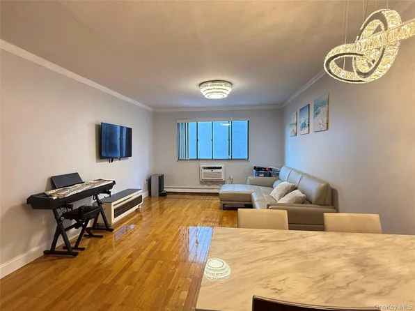 170-20 Crocheron Avenue #203, Flushing, NY 11358