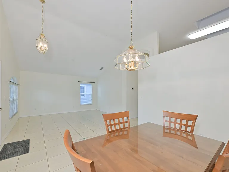 1147 Timber Trace Dr — Photo 8
