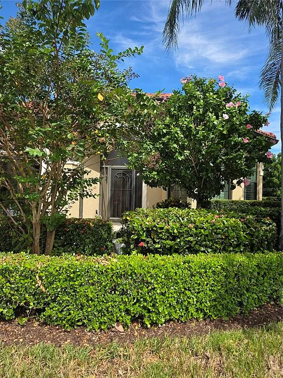 2 bed, 2.0 bath, 1730 sqft, $2,900 — Photo 1