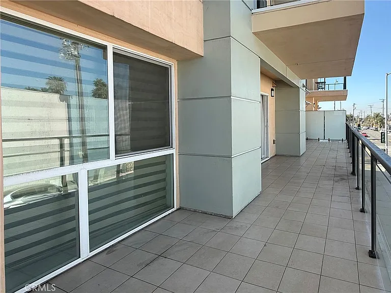 1598 Long Beach Blvd #212 — Photo 10